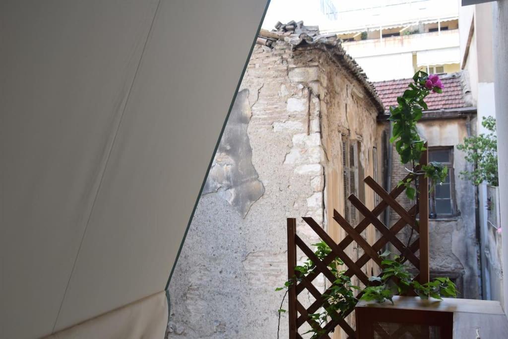 Cozy Athens Apartment / 2' From Metro Station المظهر الخارجي الصورة