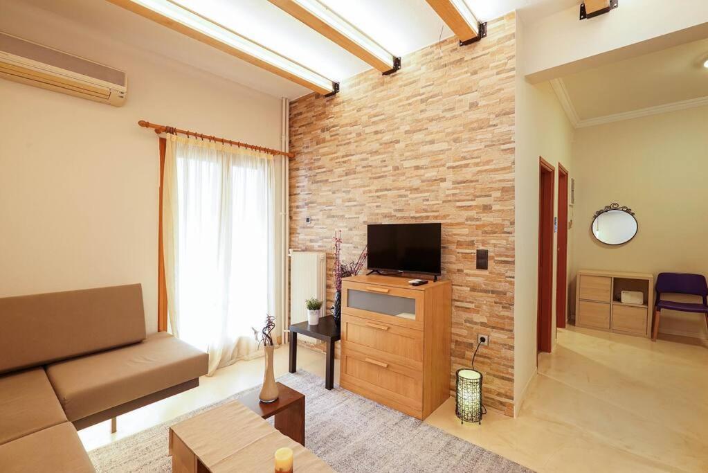 Cozy Athens Apartment / 2' From Metro Station المظهر الخارجي الصورة