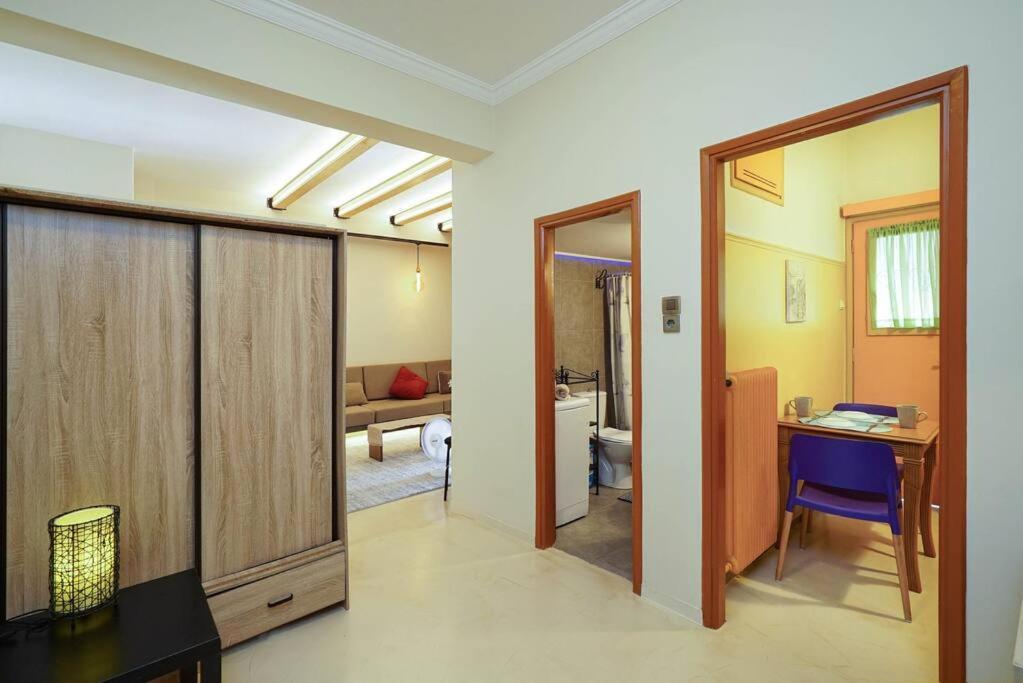 Cozy Athens Apartment / 2' From Metro Station المظهر الخارجي الصورة